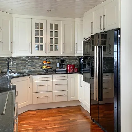 Beautiful In With Kitchen